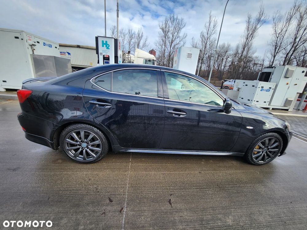 Lexus IS 250 Prestige - 8
