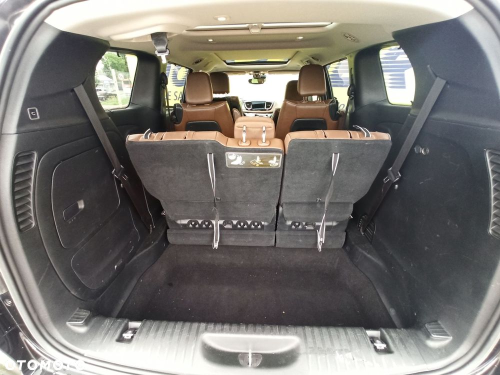 Chrysler Pacifica - 10