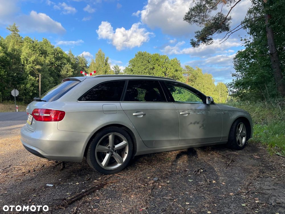 Audi A4 Avant 2.0 TDI DPF multitronic S line Sportpaket - 24