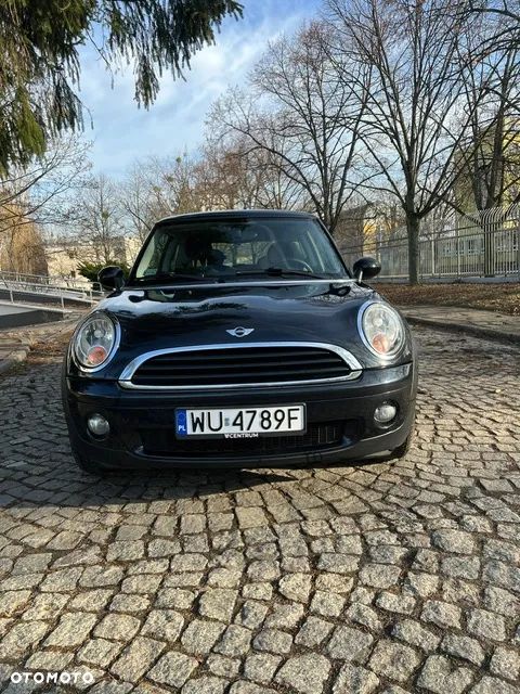 MINI ONE Standard - 16