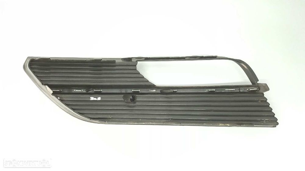 TRIM DO FAROL DE NEVOEIRO AUDI A3 SPORTBACK (8VA) ATTRACTION - 2