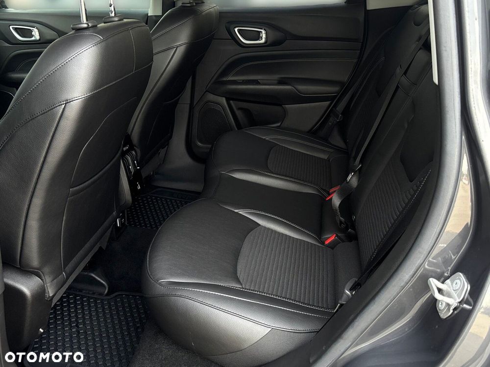 Jeep Compass 1.5 T4 mHEV Limited FWD S&S DCT - 12