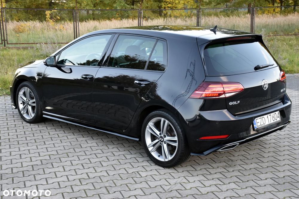 Volkswagen Golf - 17