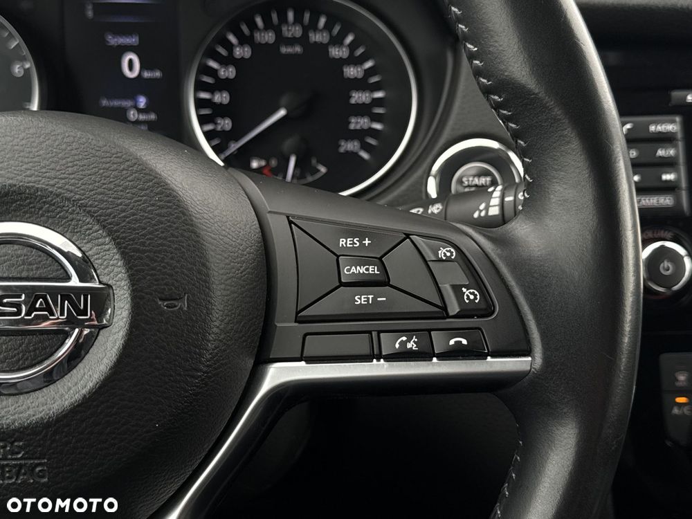 Nissan Qashqai 1.6 DIG-T N-Connecta - 31