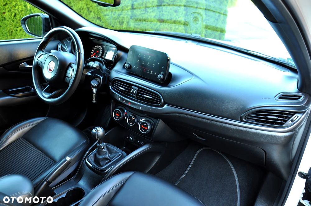 Fiat Tipo 1.4 T-Jet S-Design - 30