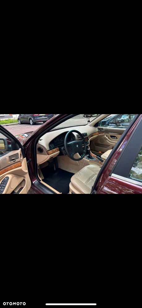 BMW Seria 5 - 10