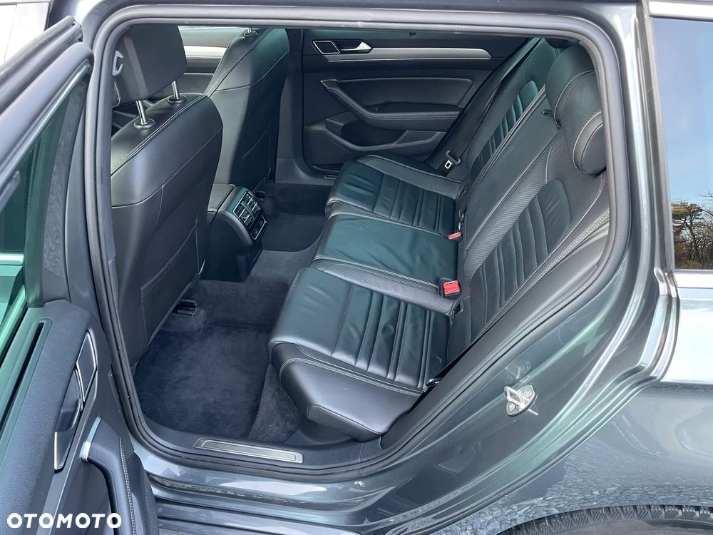Volkswagen Passat Variant - 20