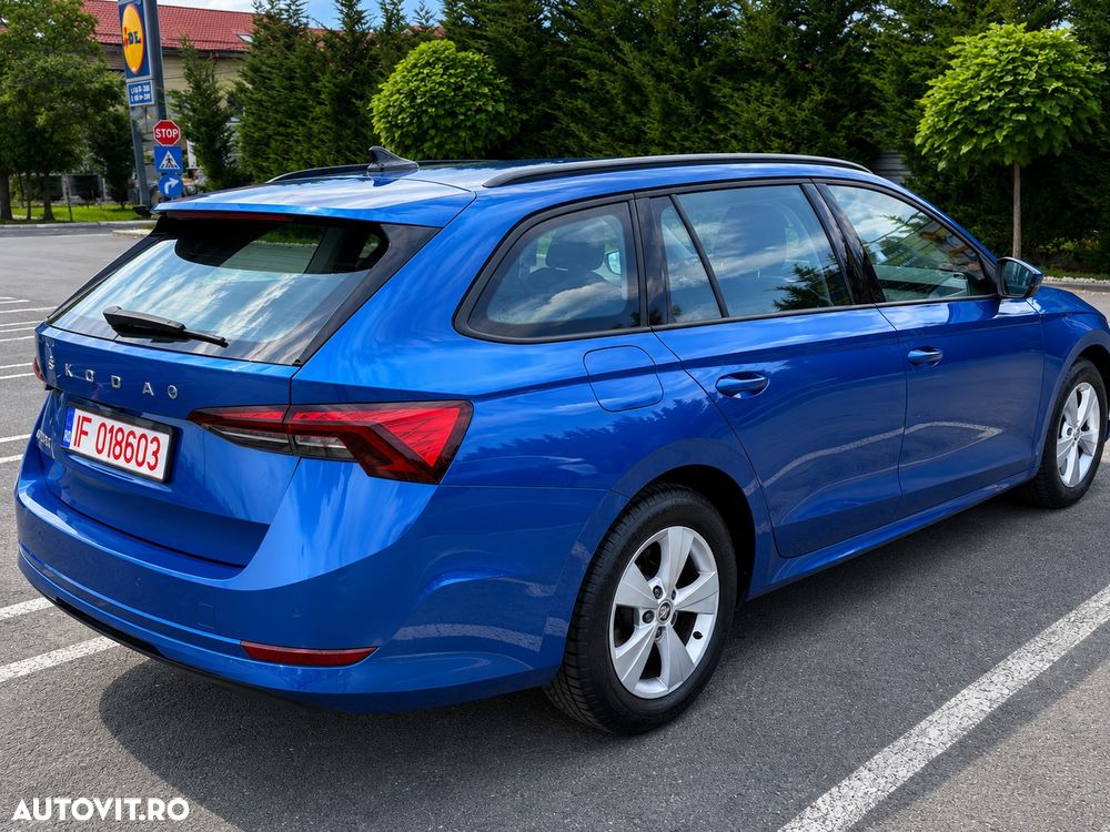 Skoda Octavia 2.0 TDI DSG Style - 2