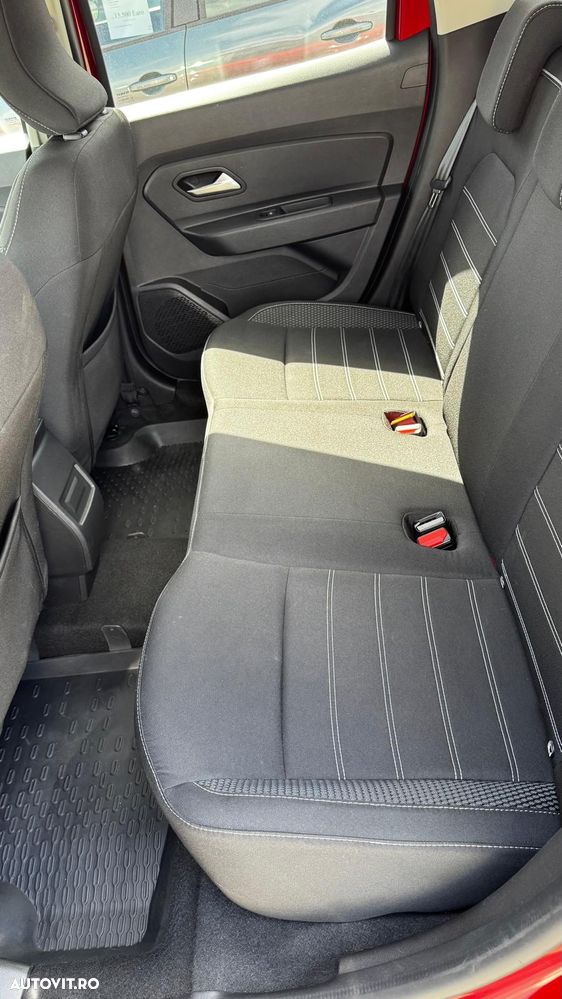 Dacia Duster 1.5 Blue dCi Prestige - 8