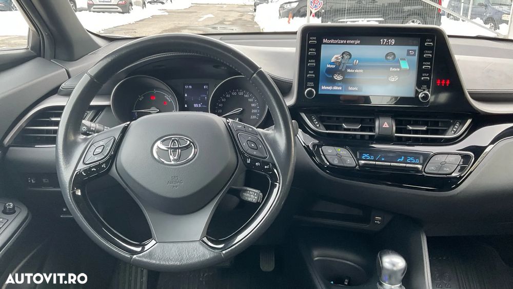 Toyota C-HR 1.8 HSD 122 CP 4x2 CVT Core - 11