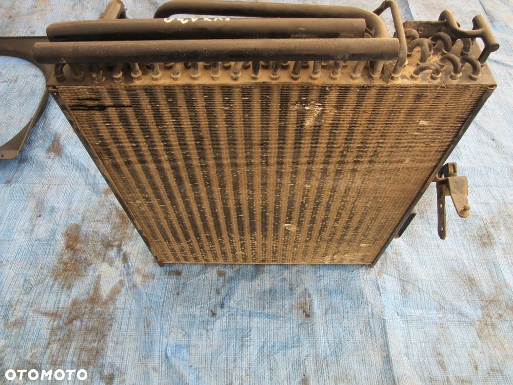 Chłodnica zespolona oleju klimatyzacji Case CVX130 Steyr CVT - 2