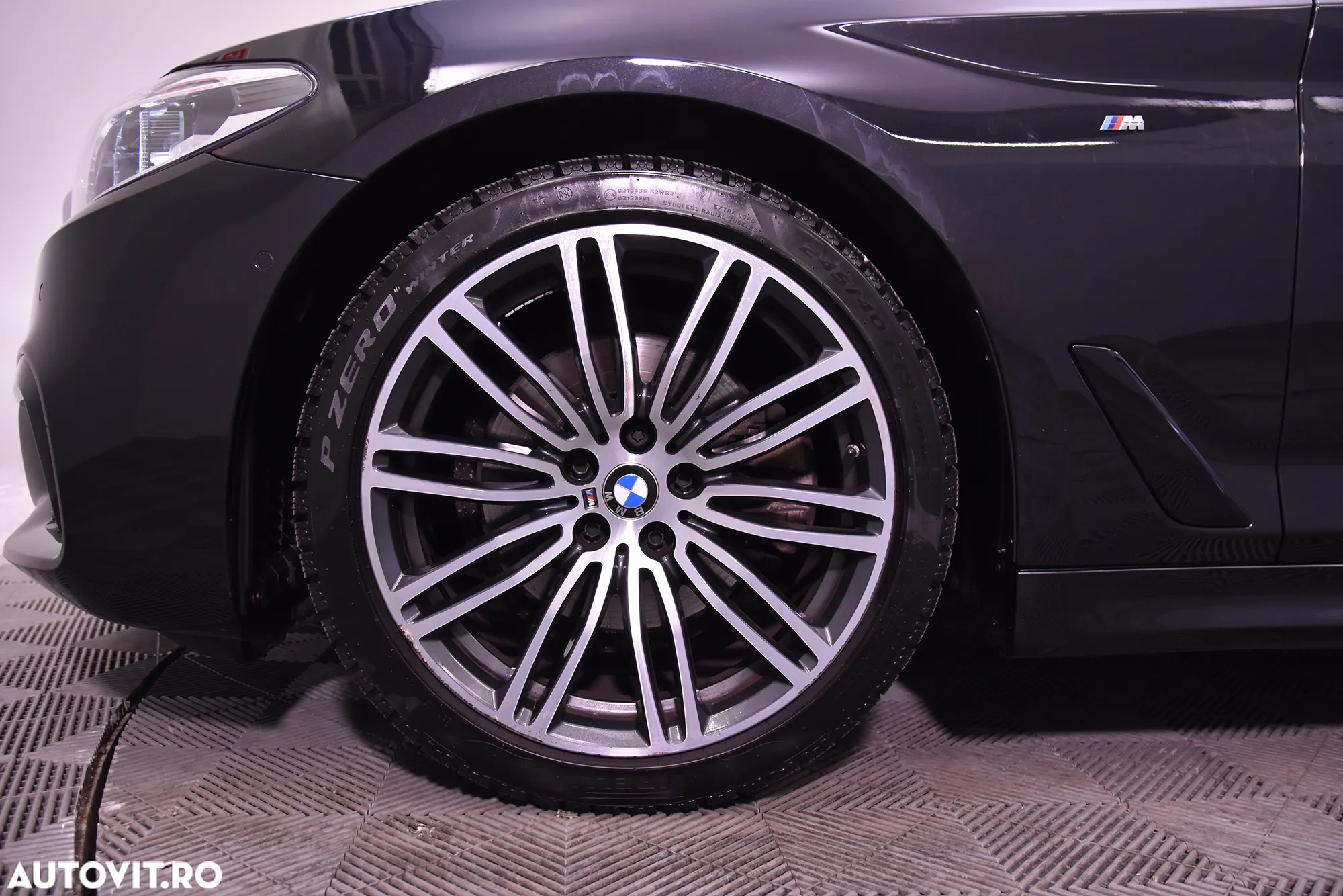 BMW Seria 5 520i Touring Aut. M Sport Edition - 13