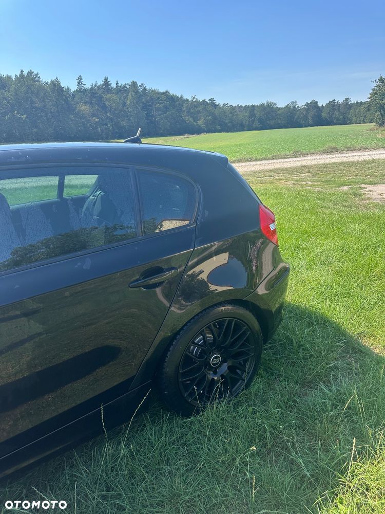 BMW Seria 1 116i - 5