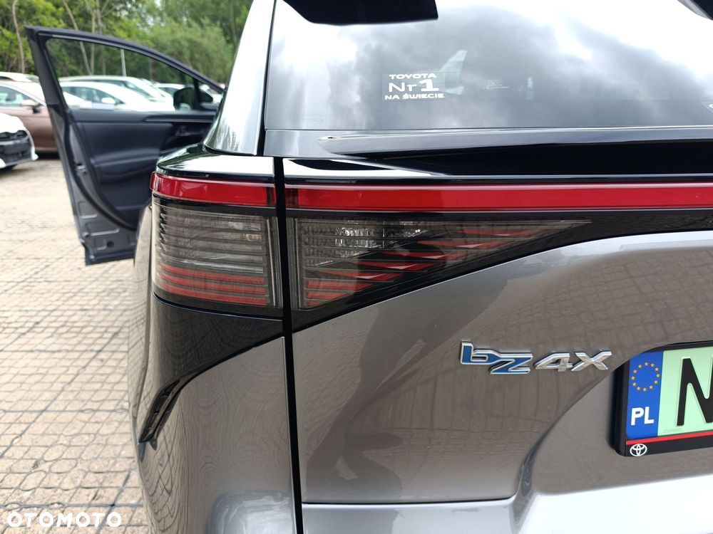 Toyota bZ4X 71.4kWh Executive - 19