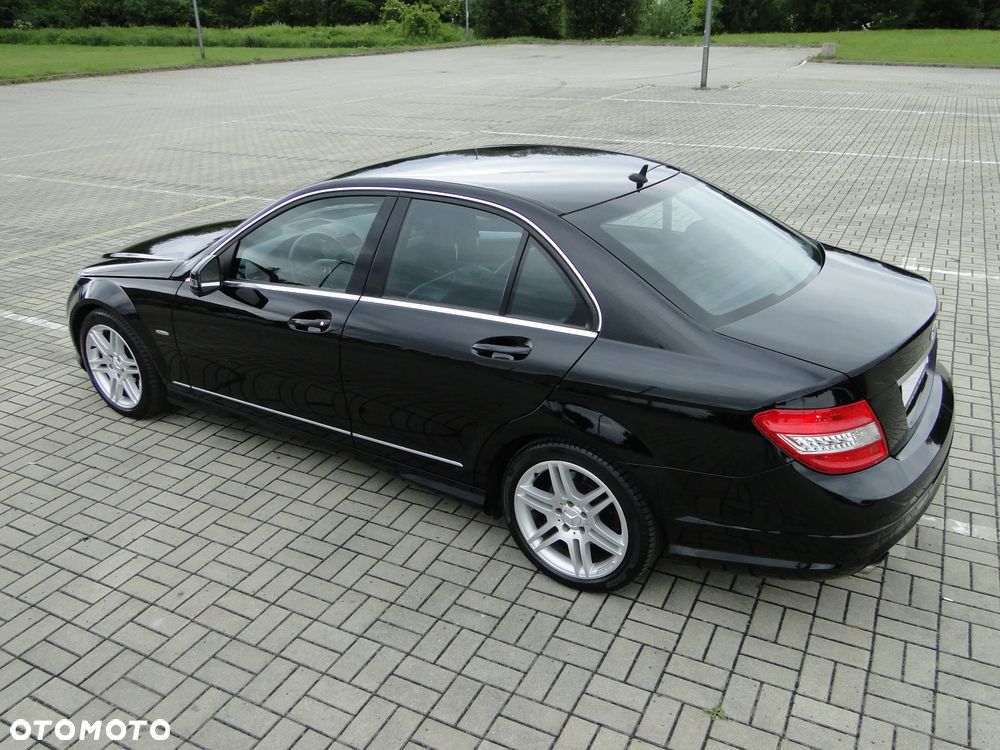 Mercedes-Benz Klasa C 200 7G-TRONIC Avantgarde Edition - 4