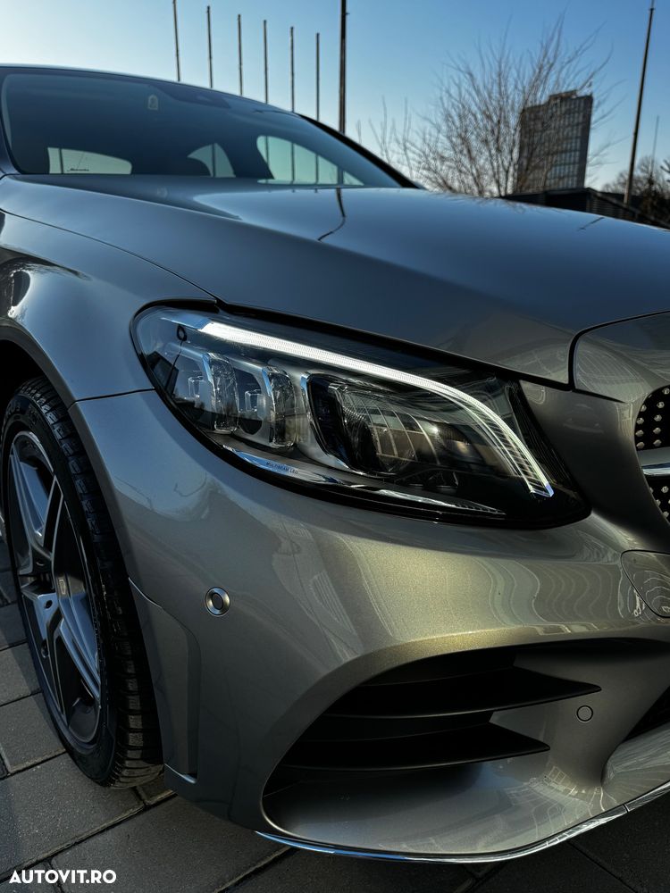 Mercedes-Benz C 200 4Matic 9G-TRONIC AMG Line - 17