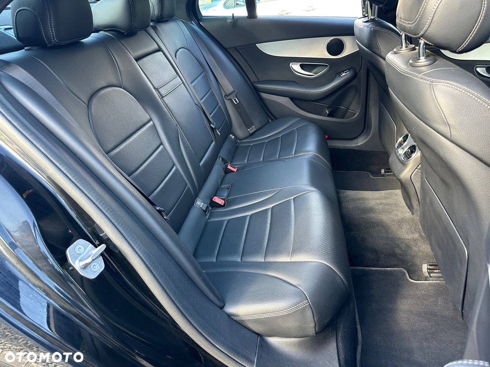 Mercedes-Benz Klasa C 300 7G-TRONIC Avantgarde - 13