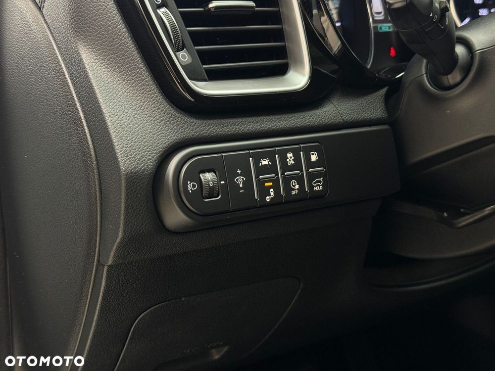 Kia Ceed - 22