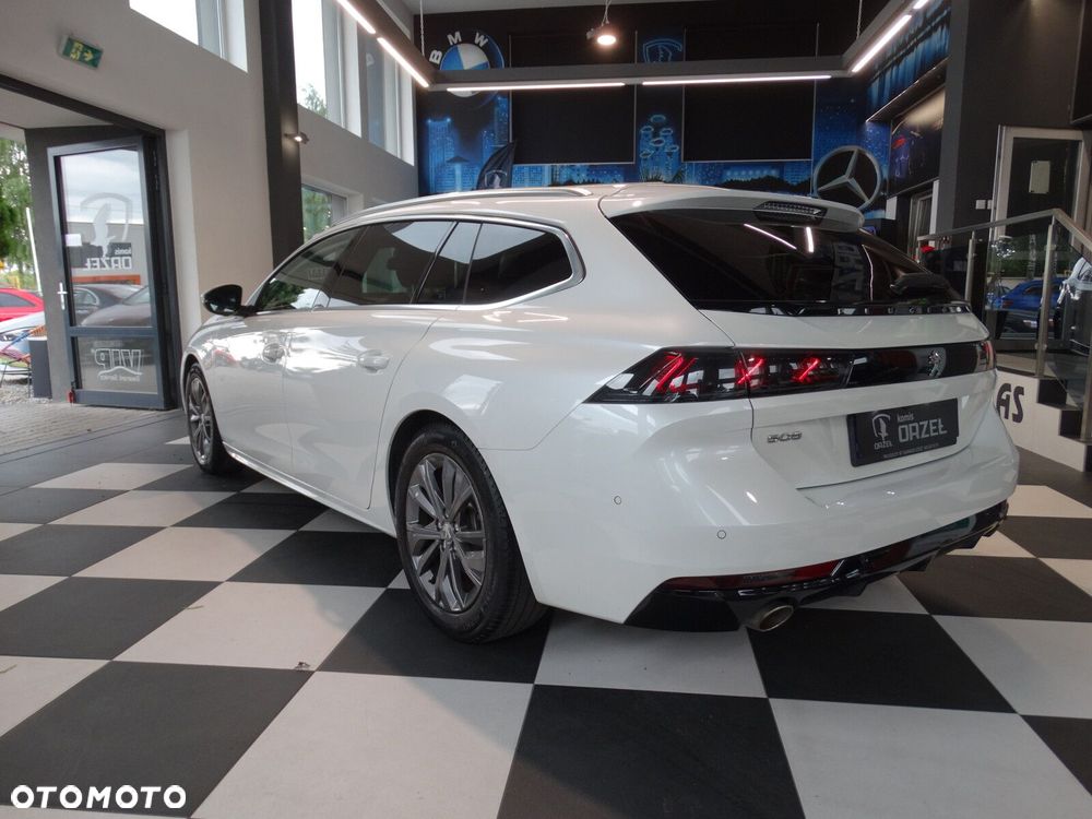 Peugeot 508 - 8