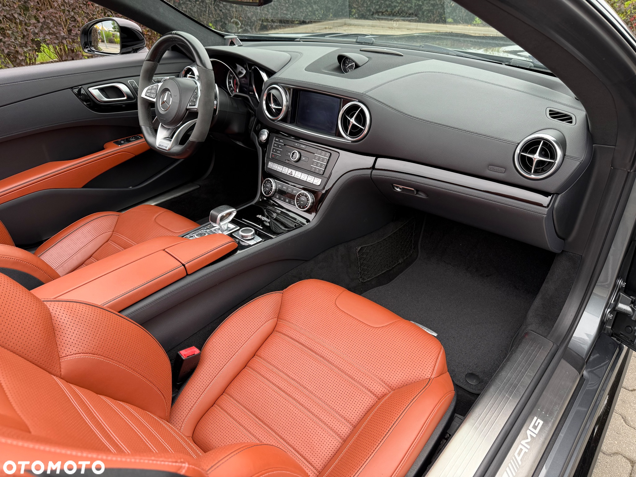 Mercedes-Benz SL AMG 63 - 16