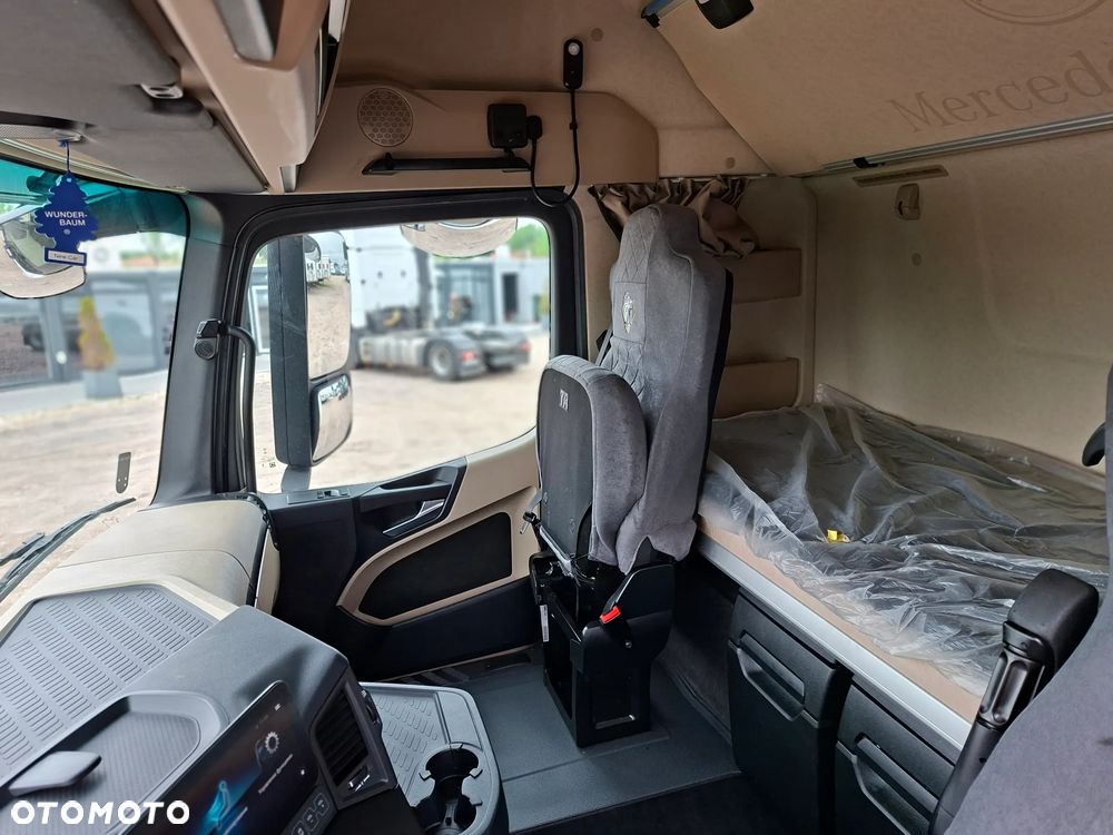 Mercedes-Benz Actros 5 1845 - 8