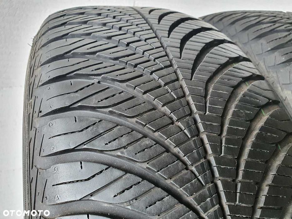 2x Opony całoroczne 215/55/17 GOODYEAR Vector 4Seasons GEN-2  94V - 1