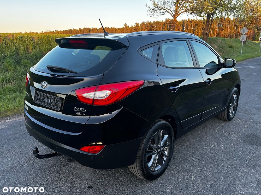 Hyundai ix35 1.6 2WD Fifa World Cup Edition - 9