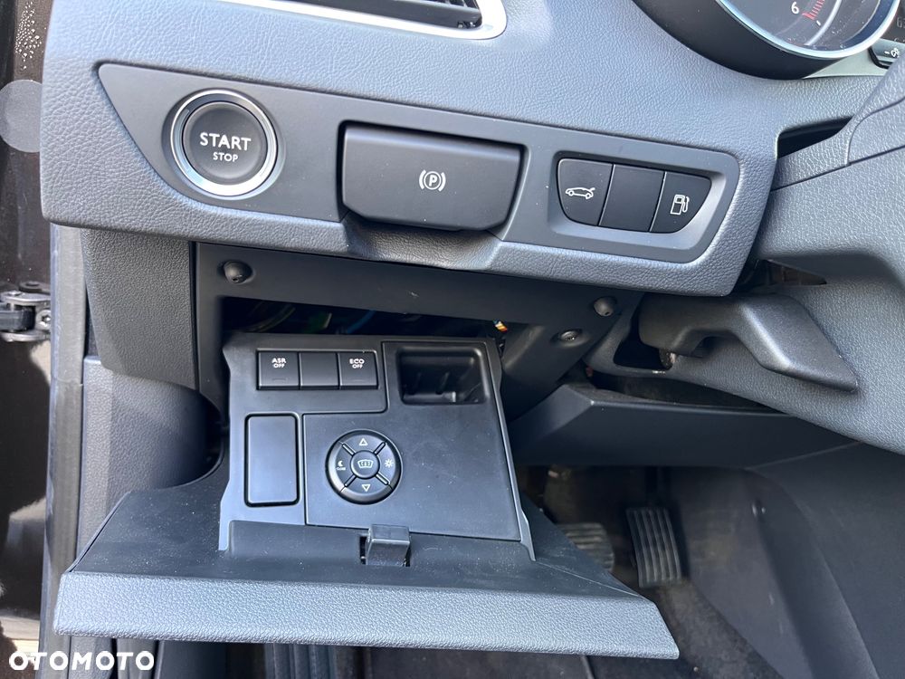 Peugeot 508 SW BlueHDi FAP 180 Automatik Stop&Start Allure - 19