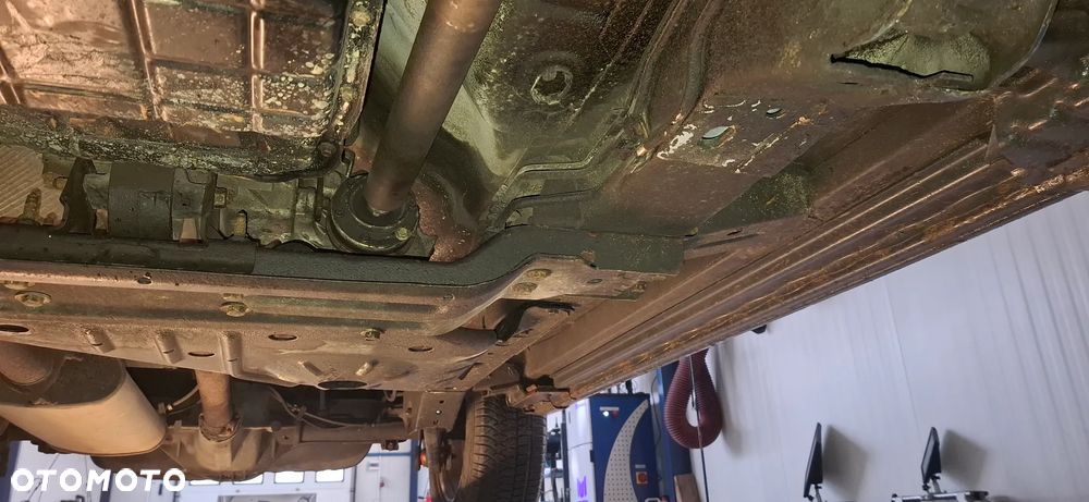 Jeep Grand Cherokee - 39