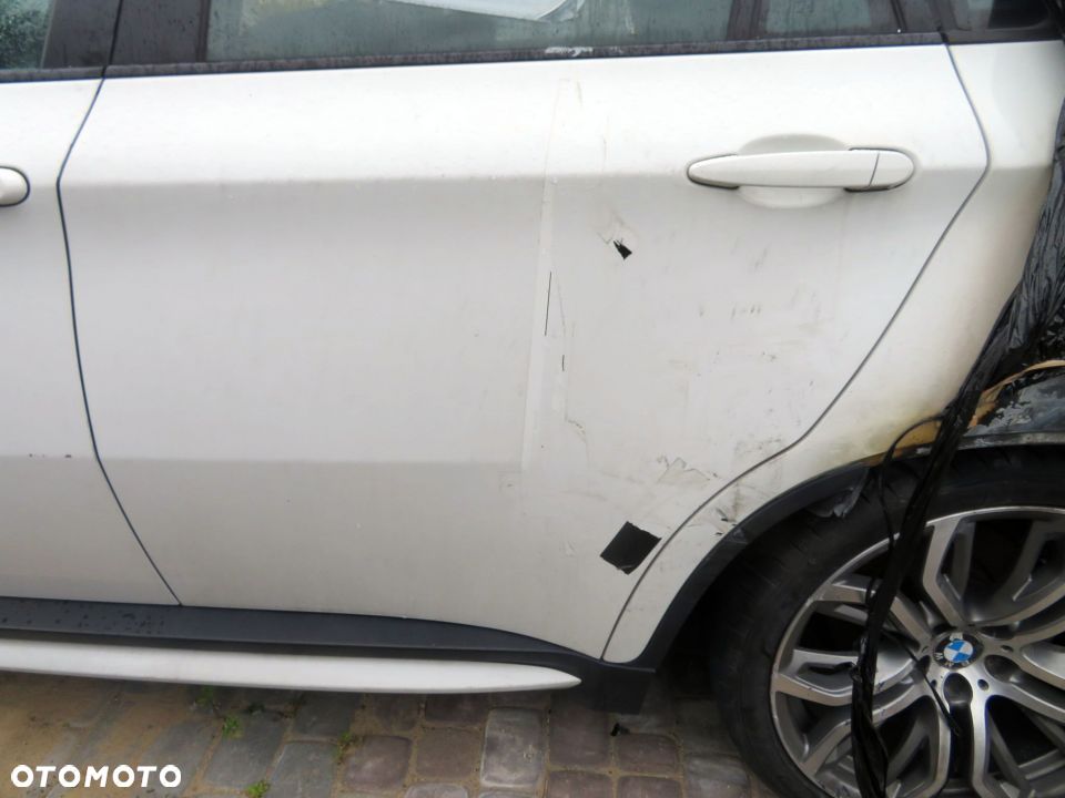 DRZWI TYLNE LEWE X6 I E71 300  BIAŁY BMW 2007-2011 ALPIN WEISS - 3