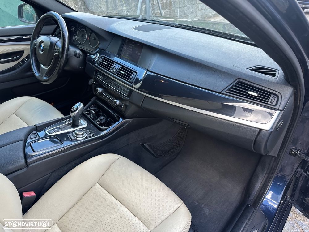 BMW 520 d Exclusive Auto 129g - 25