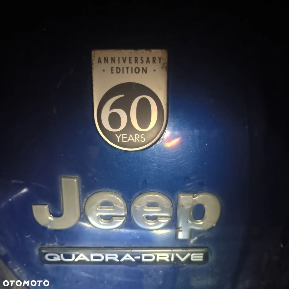 Jeep Grand Cherokee - 26