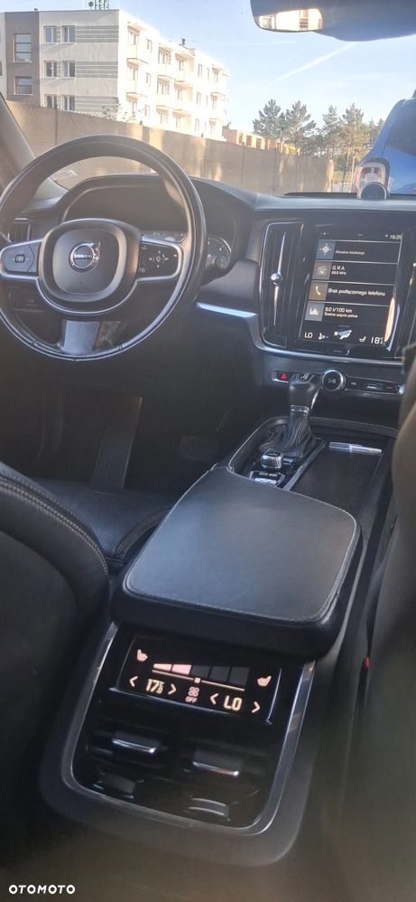 Volvo V90 Cross Country D5 AWD Geartronic - 15