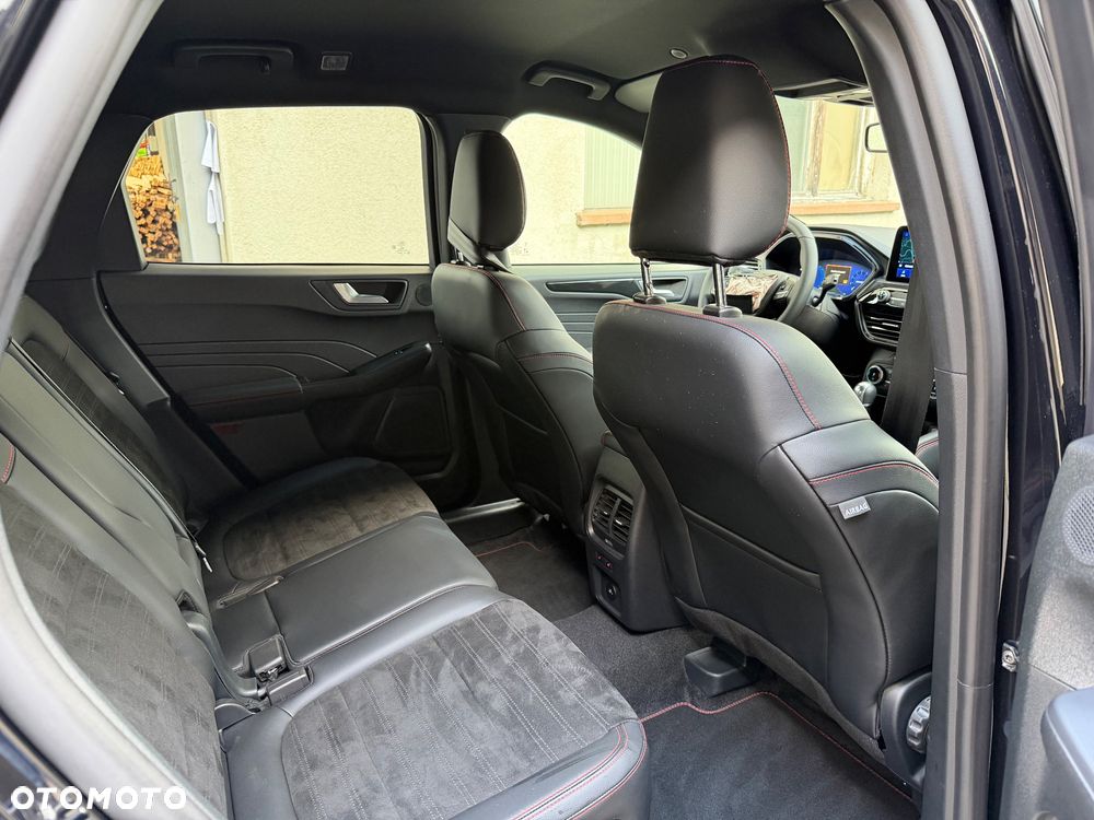 Ford Kuga 1.5 EcoBoost FWD ST-Line X - 16