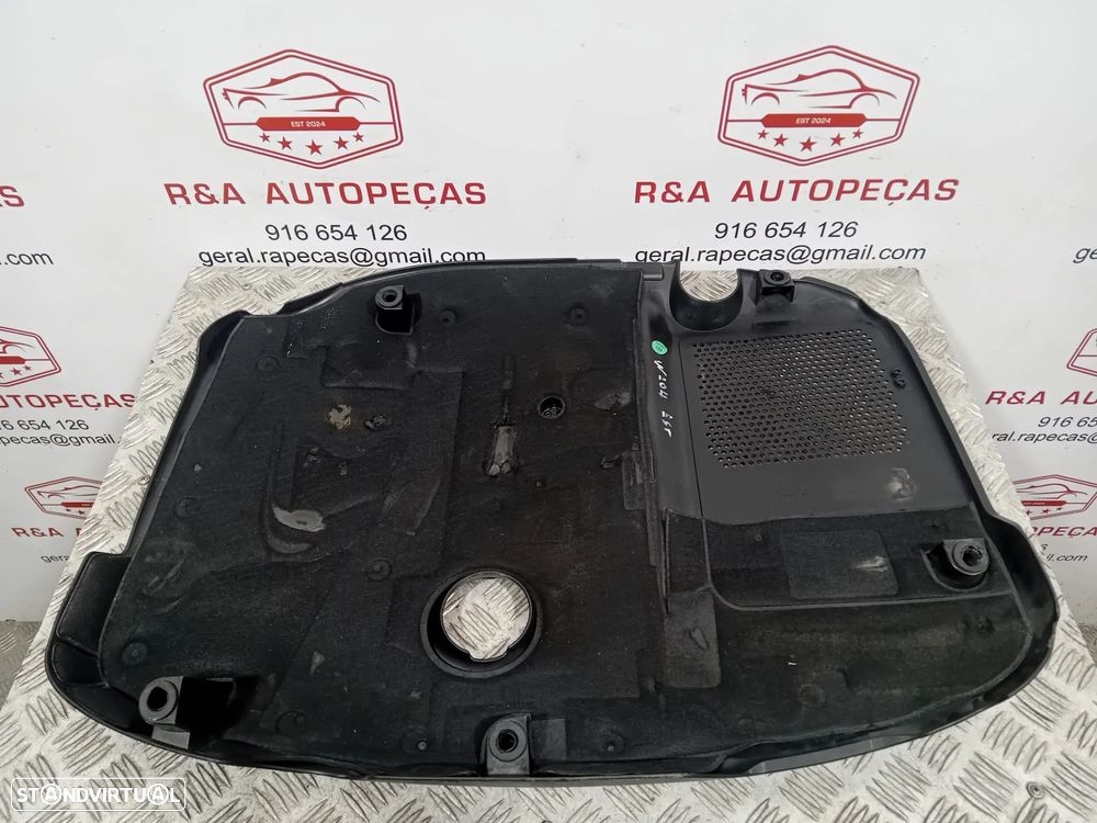 Tampa de Motor Mercedes Original - 5