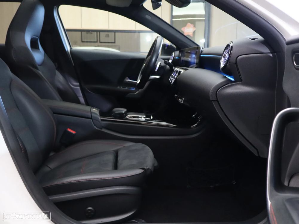 Mercedes-Benz A 180 d 7G-DCT AMG Line - 24