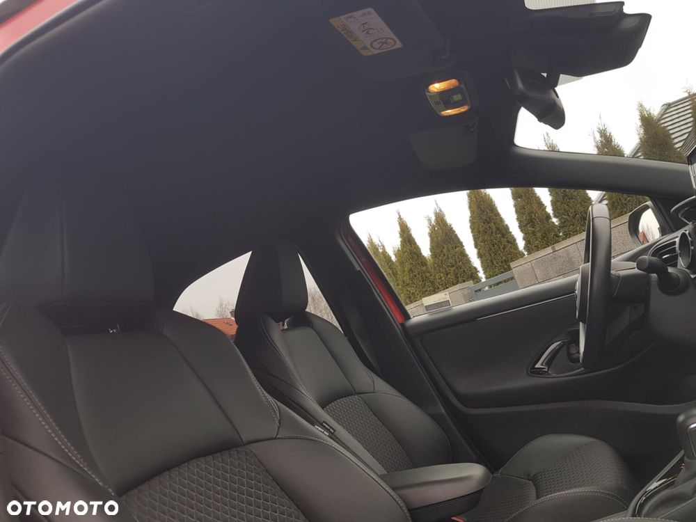 Toyota Yaris Hybrid 1.5 Executive - 11