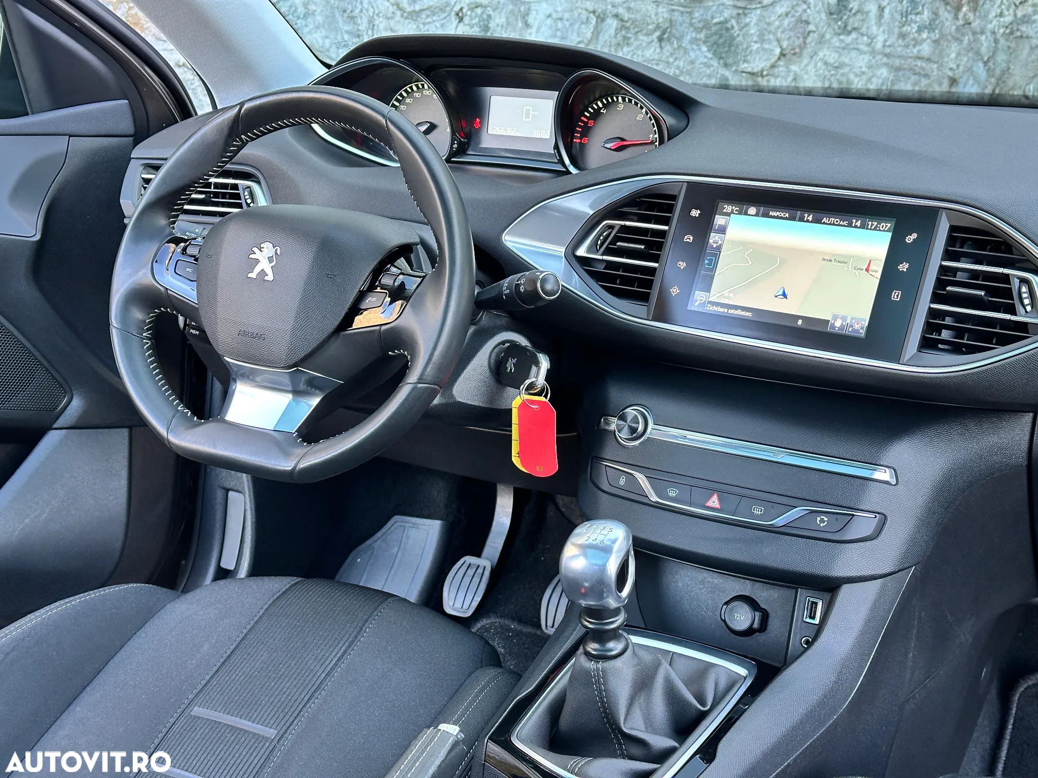 Peugeot 308 SW BlueHDi 120 Stop & Start Business-Line - 13