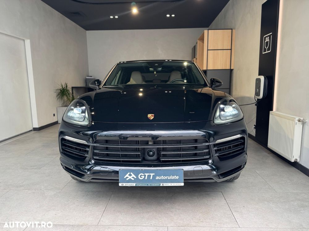 Porsche Cayenne Coupe - 12
