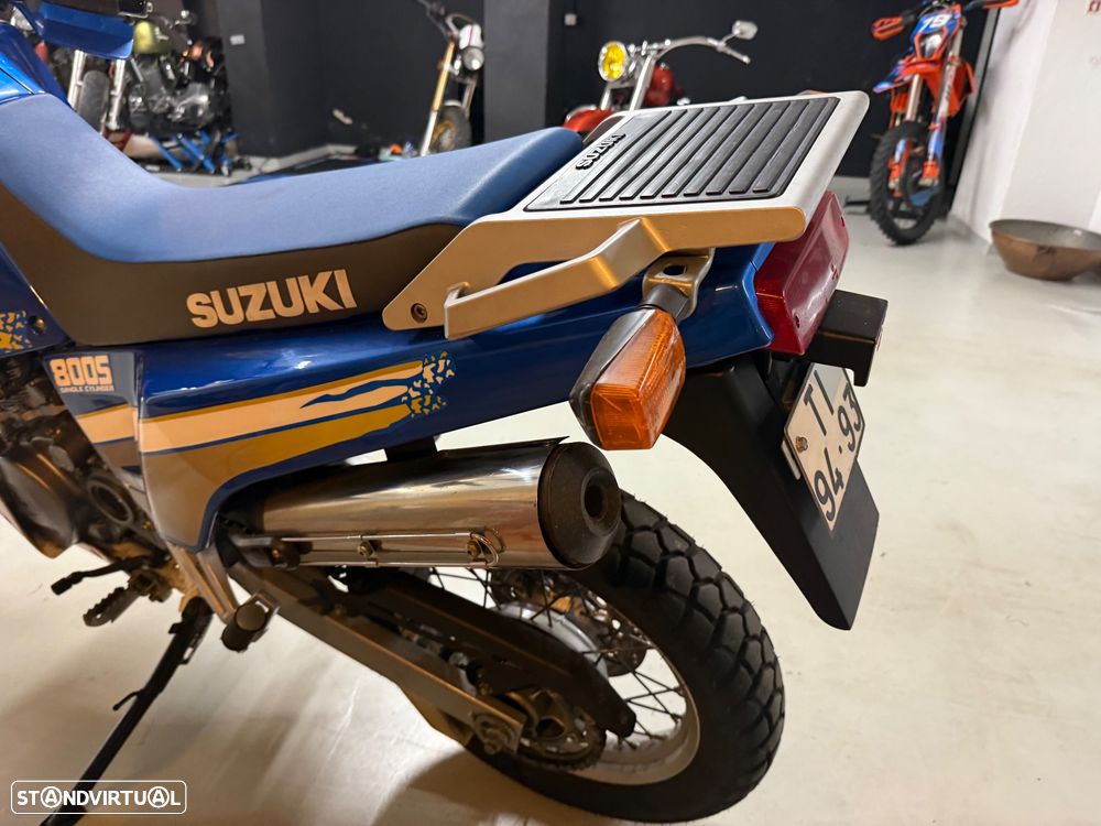 Suzuki DR 800 Big - 18