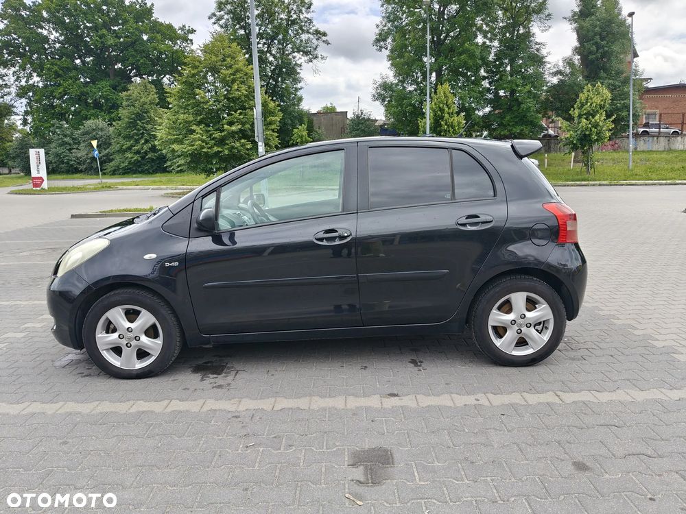 Toyota Yaris - 2