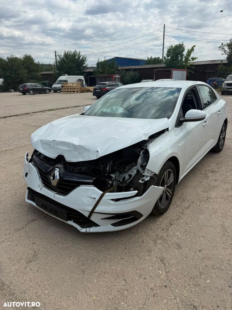 Renault Megane - 8