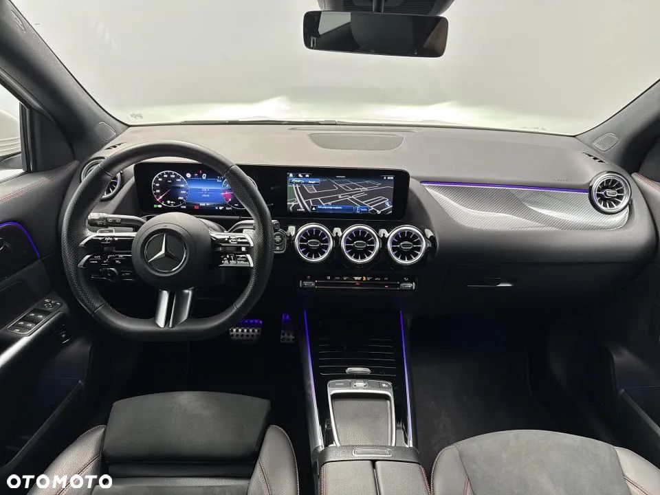 Mercedes-Benz GLA 200 AMG Line - 21