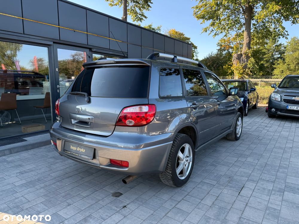 Mitsubishi Outlander 2.0 Comfort - 20