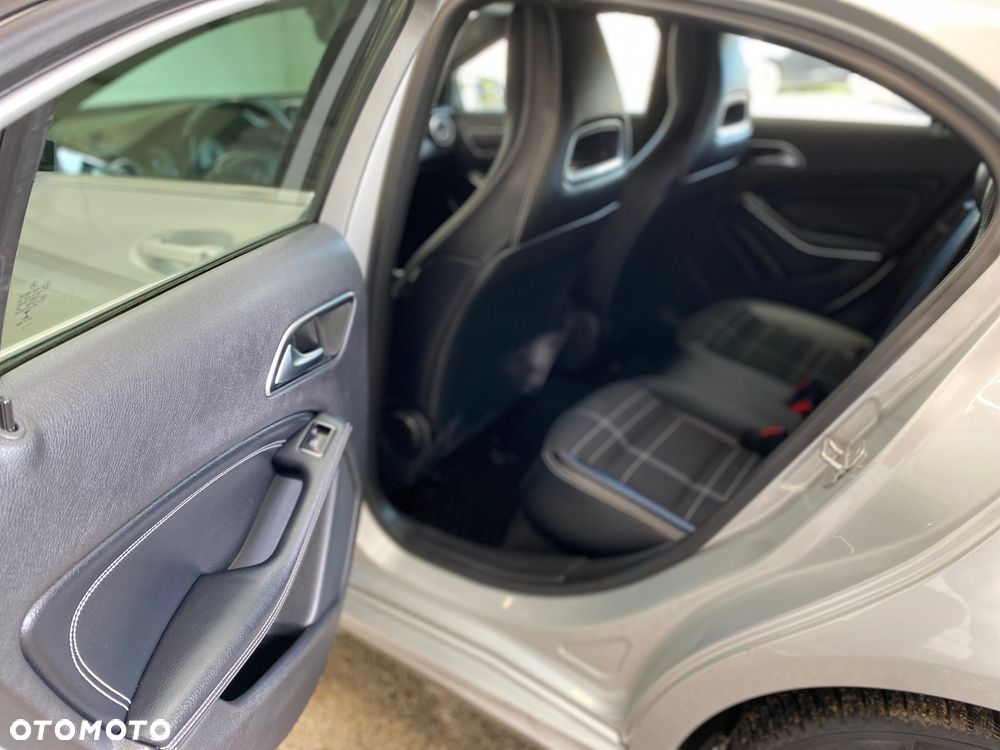 Mercedes-Benz Klasa A 180 (BlueEFFICIENCY) Style - 16