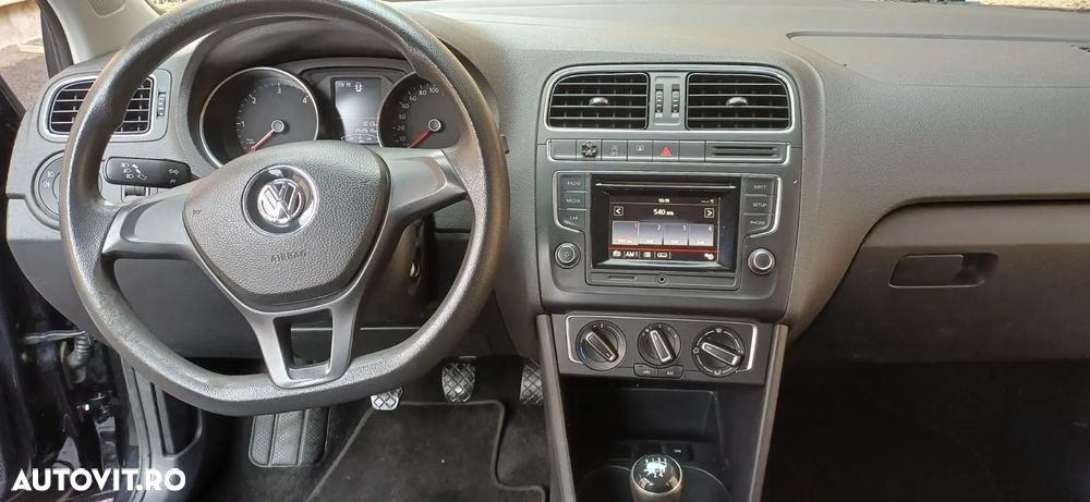 Volkswagen Polo 1.4 TDI (Blue Motion Technology) Comfortline - 8