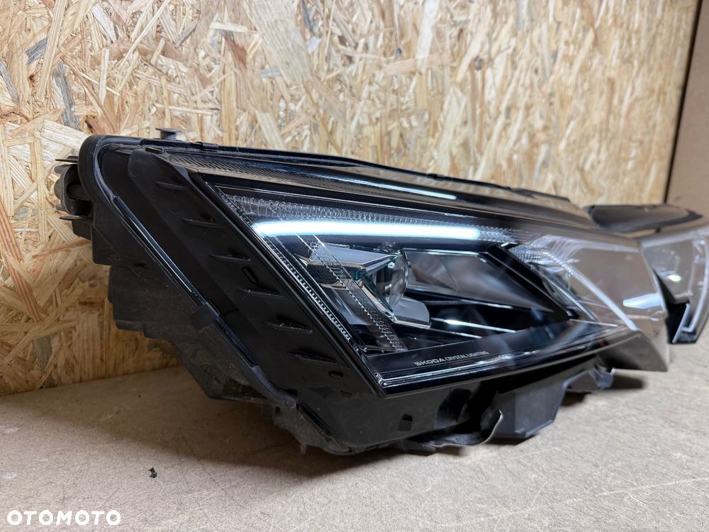 SKODA OCTAVIA IV LEWA PRAWA LAMPA PRZÓD 5E4941036 5E4941035 LIFT FULL LED - 28