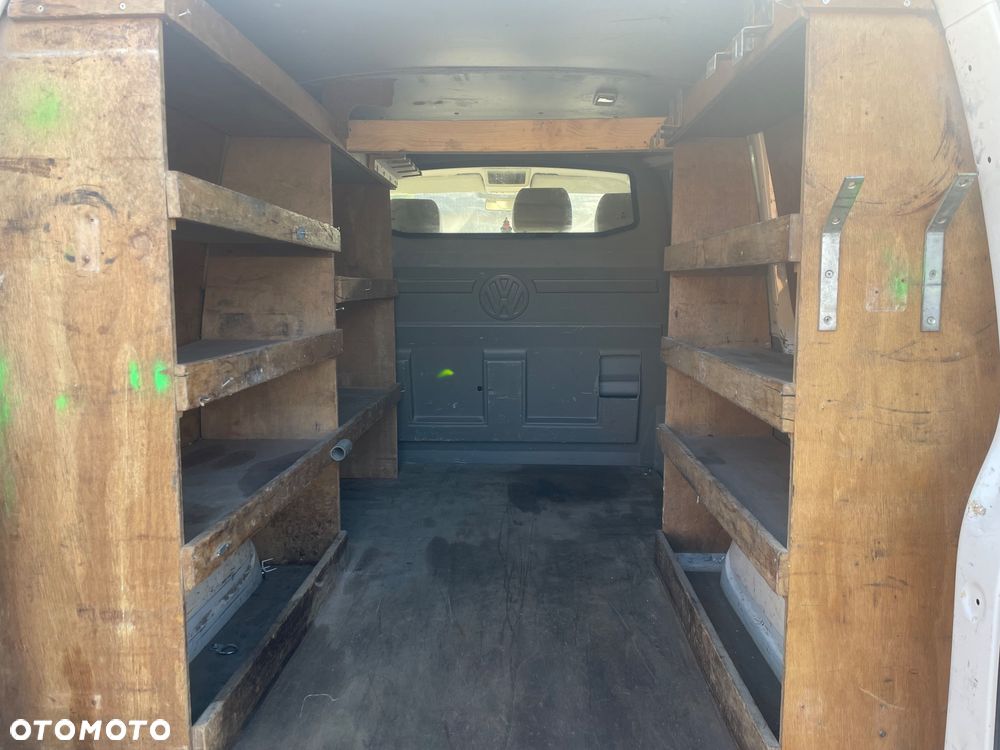 Volkswagen Transporter - 10