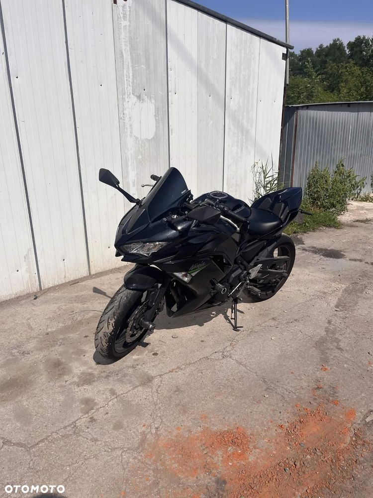 Kawasaki Ninja - 6