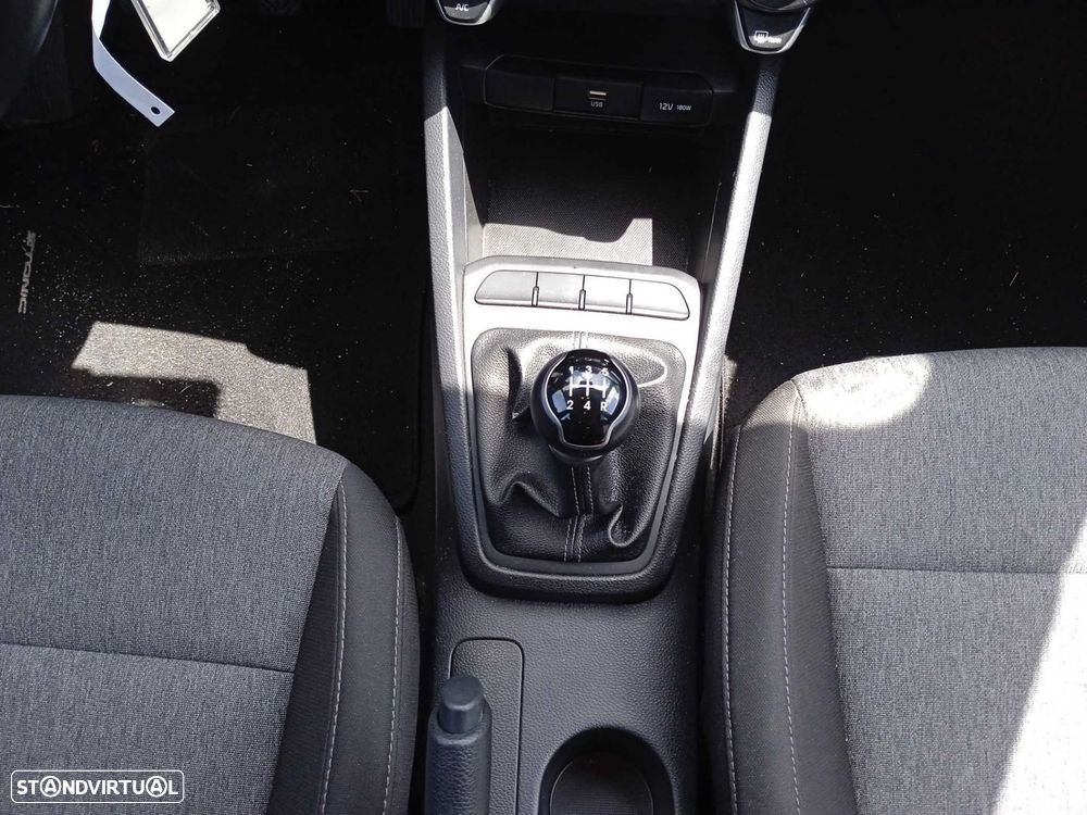 Kia Stonic 1.0 T-GDi GT Line - 23